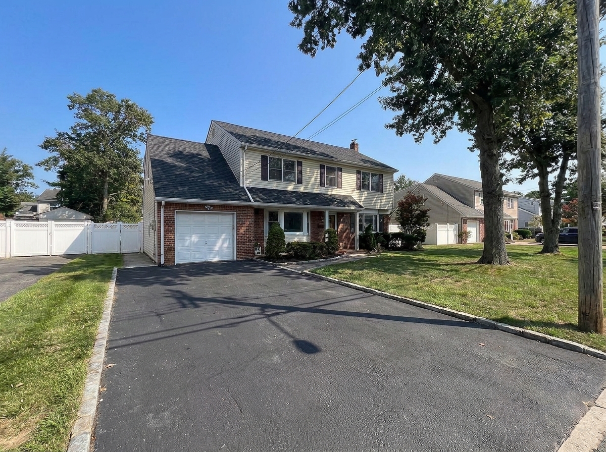 Roofing company installation project in Elmont, NY